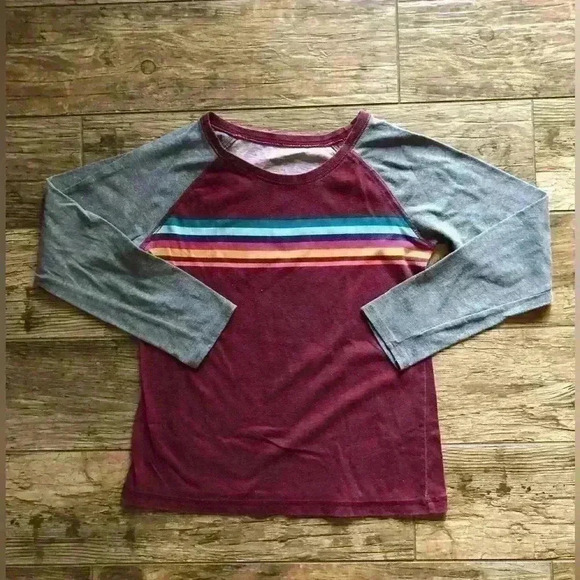 lot of 5 girl tops range from youth medium to xl - Picture 6 of 8